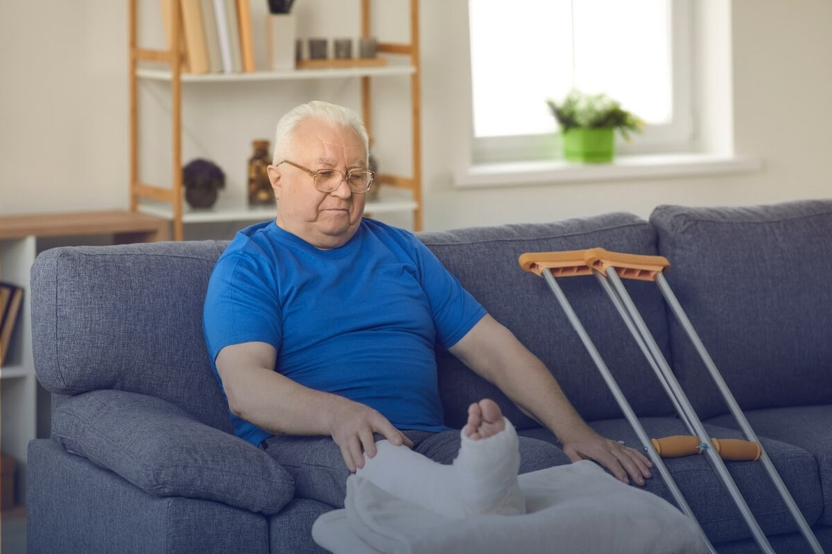 injuryed man injuryed man
